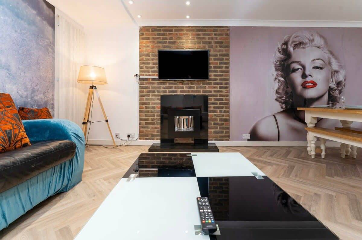 Host & Stay | The Old Coach House on Margaret St in Brighton, Sussex