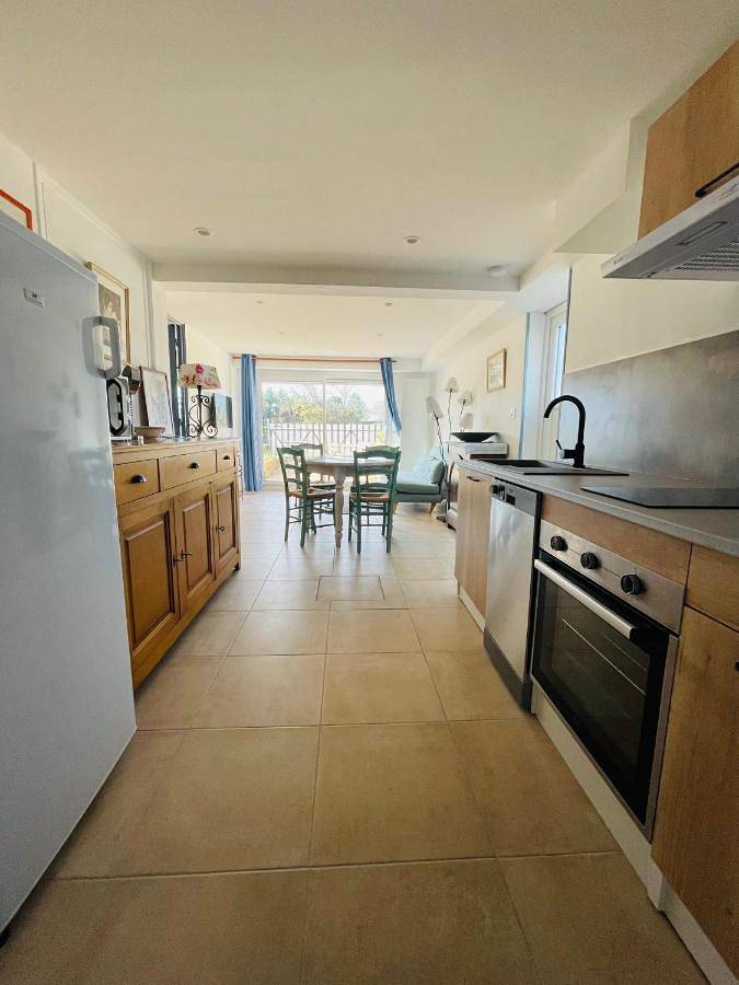 Gîte pour 4 personnes, avec terrasse à Pérouges - 2