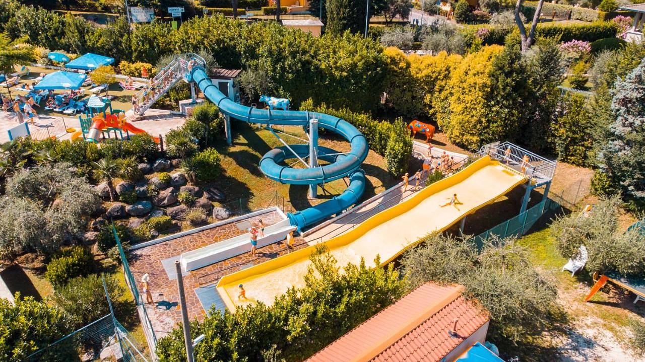 Albatross Mobile Homes on Camping Eden in San Felice del Benaco, Prealpi Gardesane