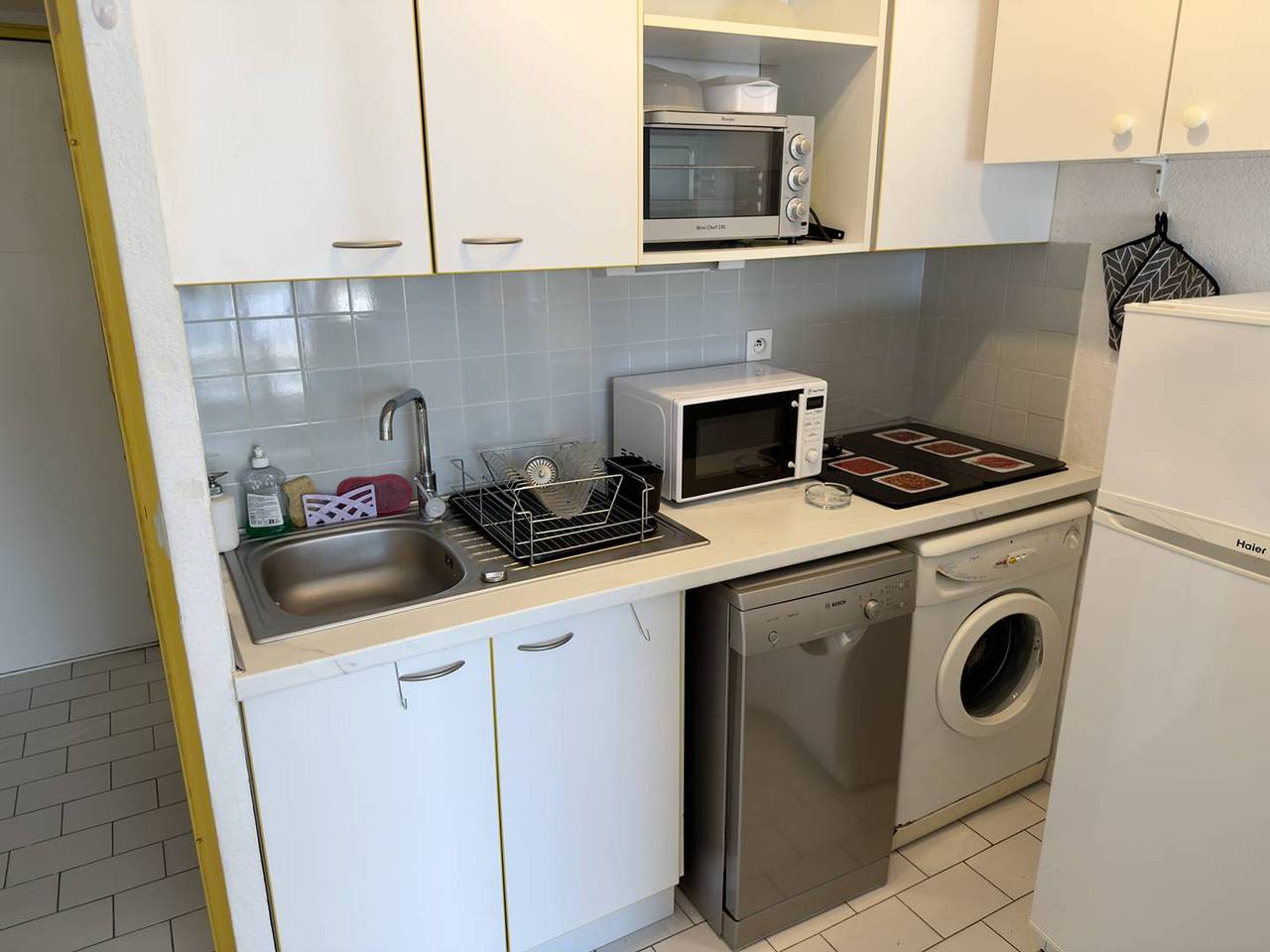 Appartamento intero, Comfortable & Air-Conditioned T2 Cabin - Argelès-sur-Mer in La Côte Vermeille, Argelès-sur-Mer