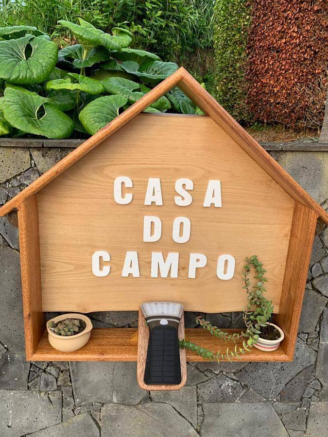 Location de vacances pour 4 personnes, avec vue ainsi que jardin et piscine dans Faial - 4