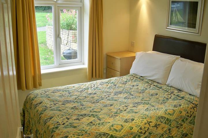 Ferienpark für 8 Personen, mit Sauna und Pool sowie Balkon, mit Haustier in Cornwall - 2