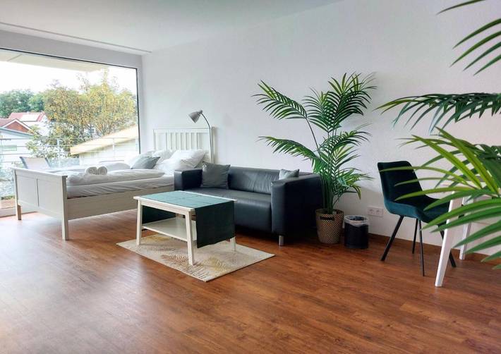 Ferienwohnung für 3 Personen, mit Balkon und Terrasse in Langenau