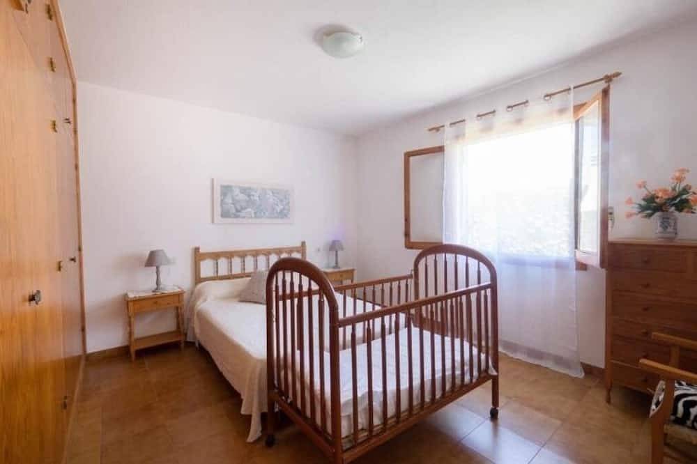 Illa Colom 65 in Cap d'Artrutx, Ciutadella