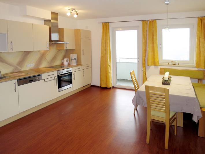 Ferienwohnung für 7 Personen, mit Balkon und Terrasse sowie Garten im Zillertal - 3