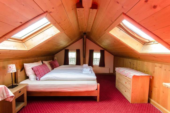 Chambre d’hôte pour 5 personnes, avec jacuzzi ainsi que sauna et jardin à Château-d' Œx - 2