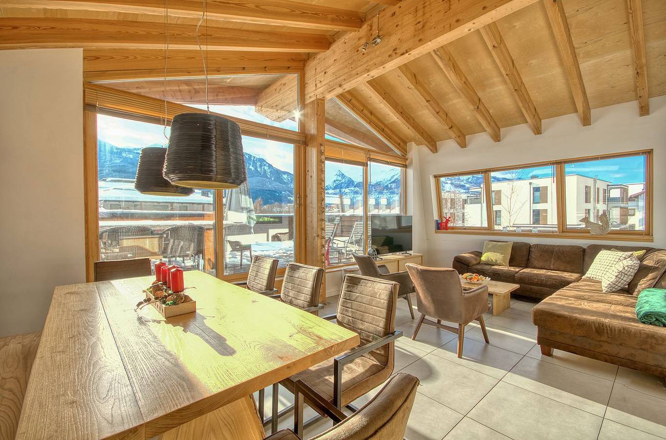 Hel lägenhet, Modern apartment next to golf course with great view, 900 m to the ski lifts in Zell am See, Kitzbühelalperna