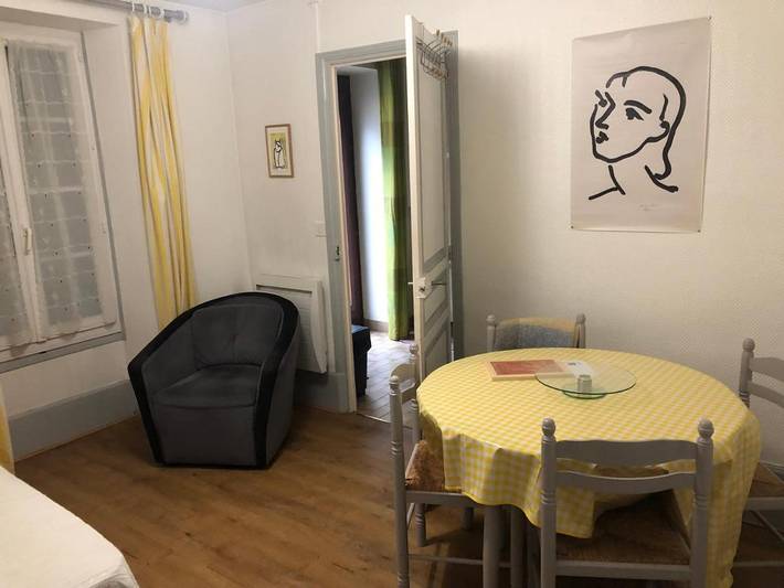 Gîte pour 3 personnes, avec terrasse et vue à Saint-Florentin - 4