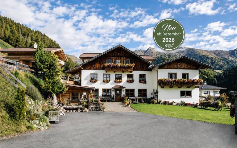 Pension voor 10 personen, with uitzicht and tuin as well as sauna, met huisdier in Regio Innsbruck