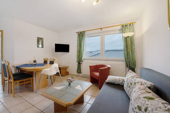 Ferienwohnung für 4 Personen, mit Garten, kinderfreundlich an der Mosel