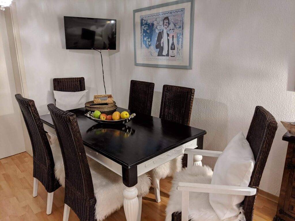 Entire apartment, Apartment 'Wohnung 55 Qm' with Shared Terrace and Wi-Fi in Oberursel, Hochtaunuskreis
