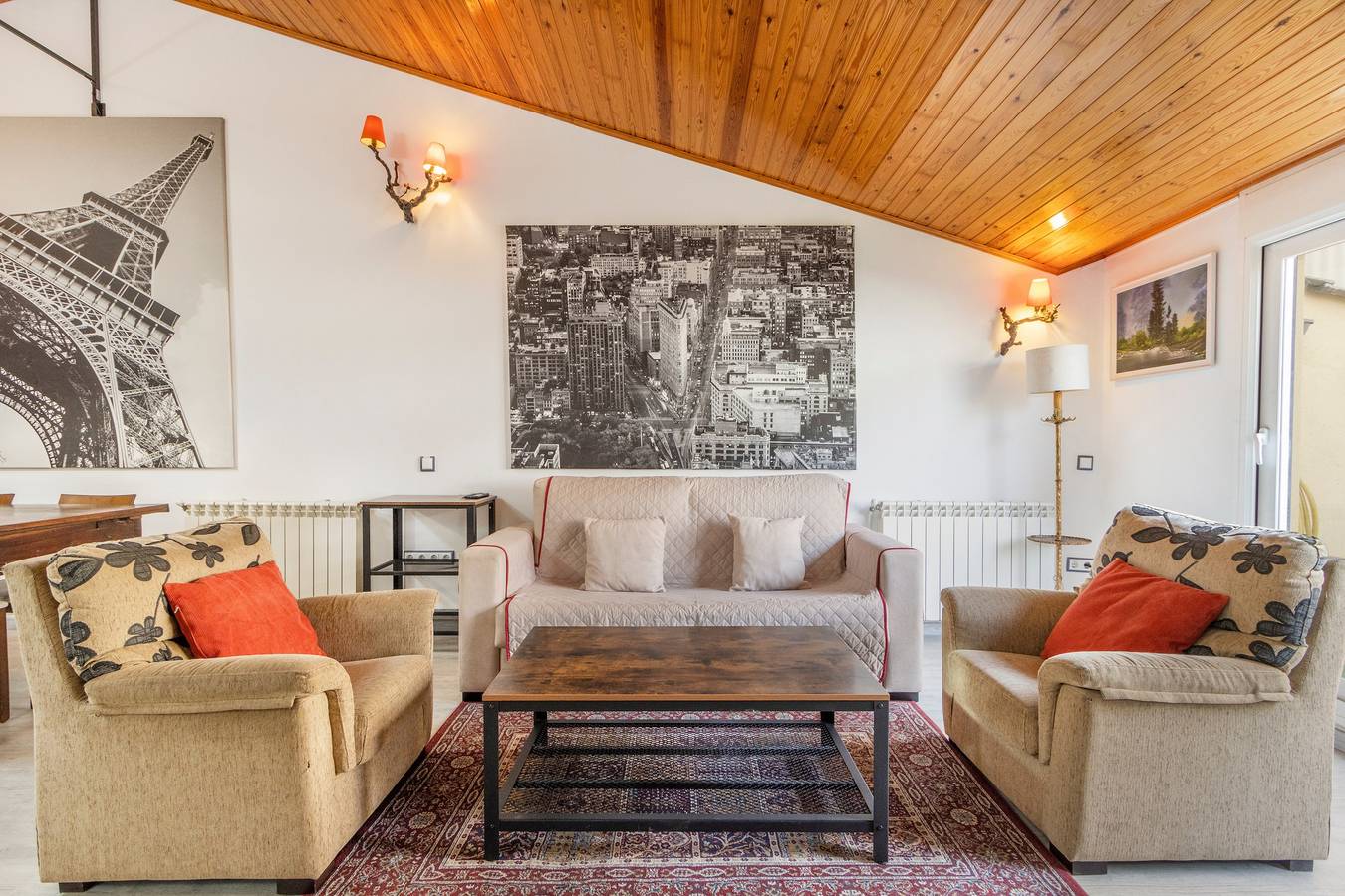 Ganze Wohnung, Ferienwohnung 'Tremp' mit Bergblick, Wi-Fi und Klimaanlage in Tremp, Spanische Pyrenäen