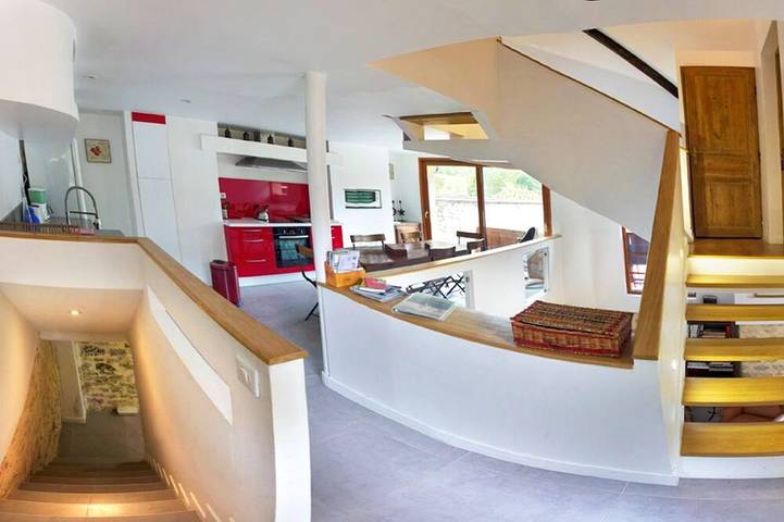 Gîte pour 6 personnes, avec Balcon et Jardin