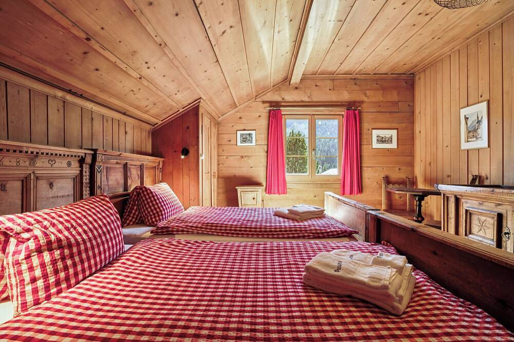 Charmantes Engadiner Chalet in St.Moritz. Historisches Flair und perfekte Lage in St. Moritz 3 Bad, St. Moritz