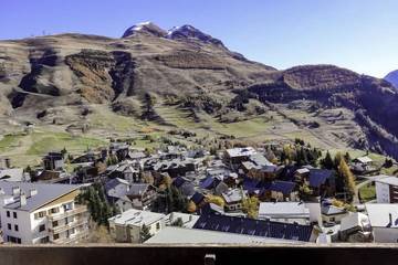 Chalet pour 2 personnes, avec piscine et balcon dans Les Deux Alpes