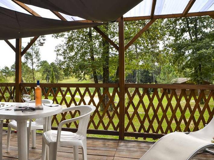 Mobil home pour 4 personnes, animaux acceptés à Douville - 3