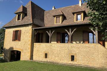 Gîte pour 10 personnes, avec terrasse et jardin, animaux acceptés à Marquay