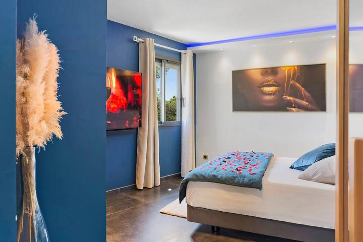 Ganzes Studio, Studio „La Parenthèse Dorée“ mit Bergblick, Wlan und Klimaanlage in Les Pennes-Mirabeau, Mittelmeerküste (Frankreich)