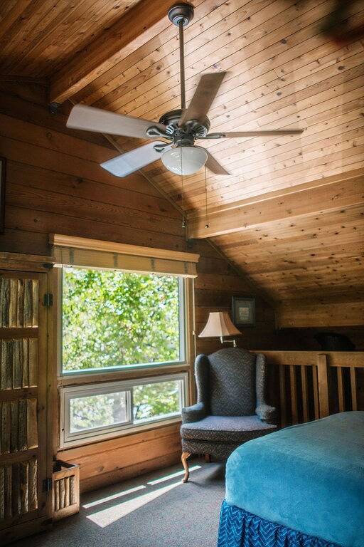 Morning Glory - Rustic cabin for 2 in Oak Creek Canyon in Oak Creek Canyon