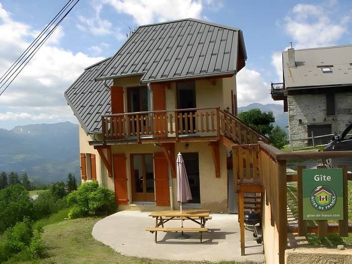 Ganze Wohnung, Gîte für 6 Personen mit Bergblick und Balkon in Crots, Nationalpark Écrins
