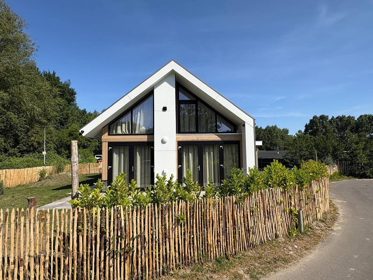 Europarcs Poort van Zeeland — Duinvilla 10 in Hellevoetsluis, Niederländische Nordsee