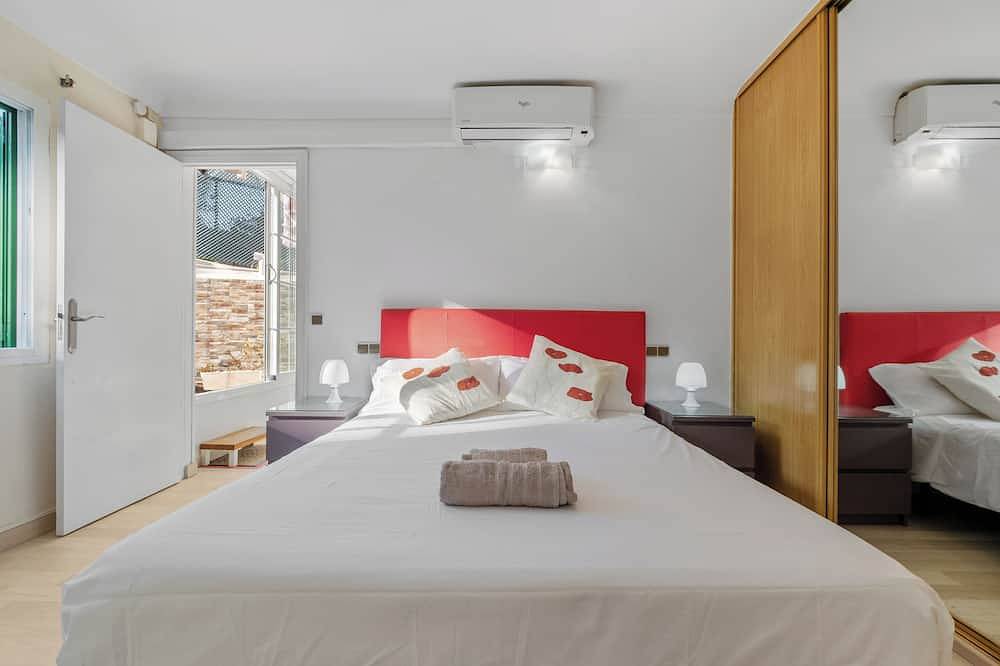 Entire apartment, Apartment with terrace in Son Armadans, Palma