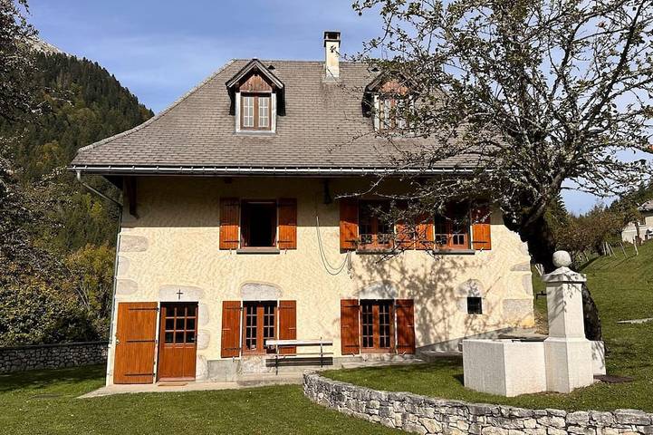 Ferienhaus für 10 Personen, mit Terrasse und Garten - 1