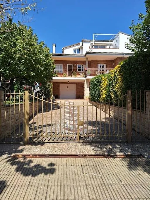 Ferienwohnung für 2 Personen, mit Ausblick und Garten sowie Pool - 1
