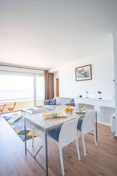 Appartement entier, One-Bedroom Apartment in Étretat, Région du Havre