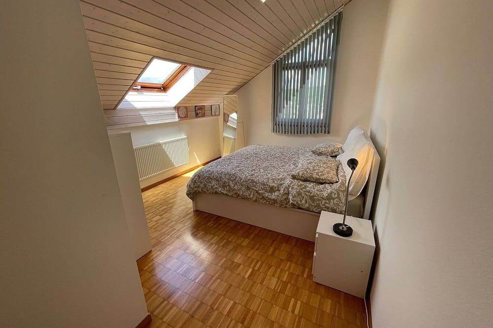Ganze Wohnung, Herrliche Wohnung für 4 Gäste mit  W-Lan, Tv und Balkon in Porrentruy 2 Chaumont, Porrentruy