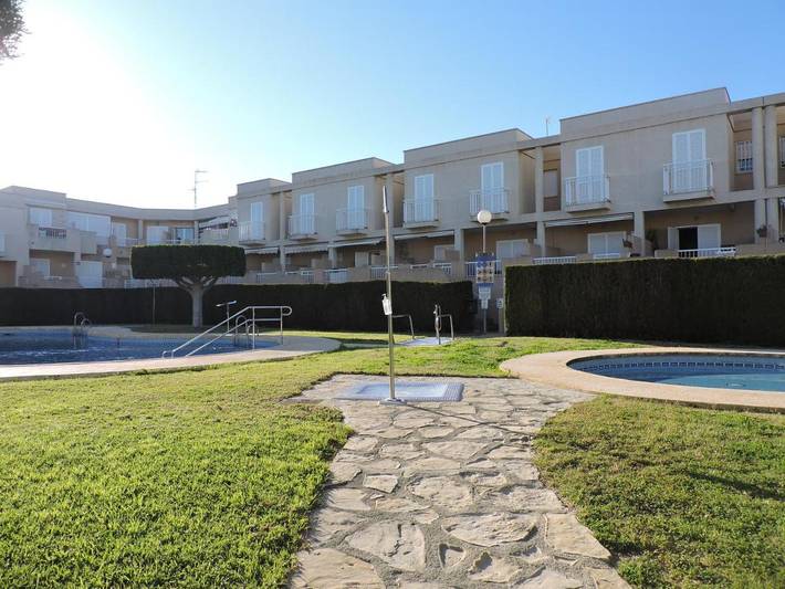 Location de vacances pour 6 personnes, avec jardin ainsi que vue et piscine à Garrucha - 2