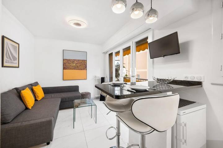 Gîte pour 2 personnes, avec balcon dans Casino De Menton