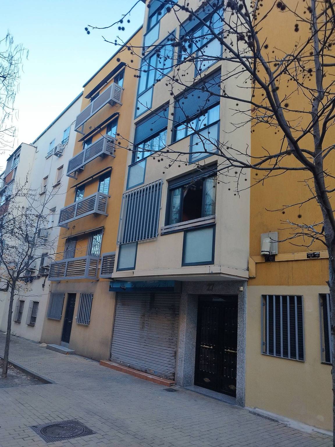Modern Condo Room in Madrid Comfort and Convenience Await in Madrid, Madrid Province