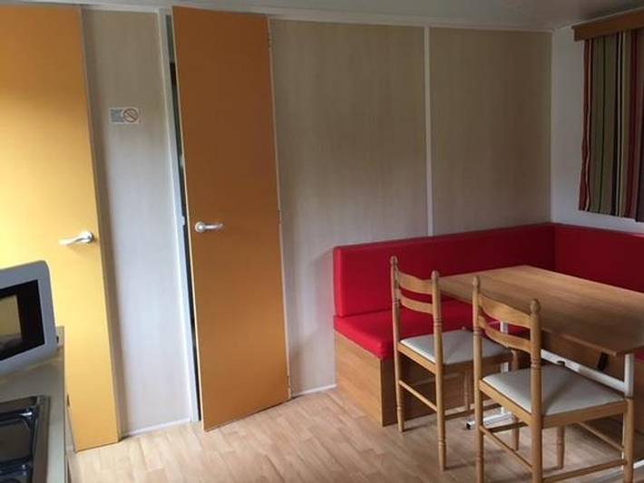 Mobil home pour 5 personnes, avec bassin pour enfant à Vayrac - 4