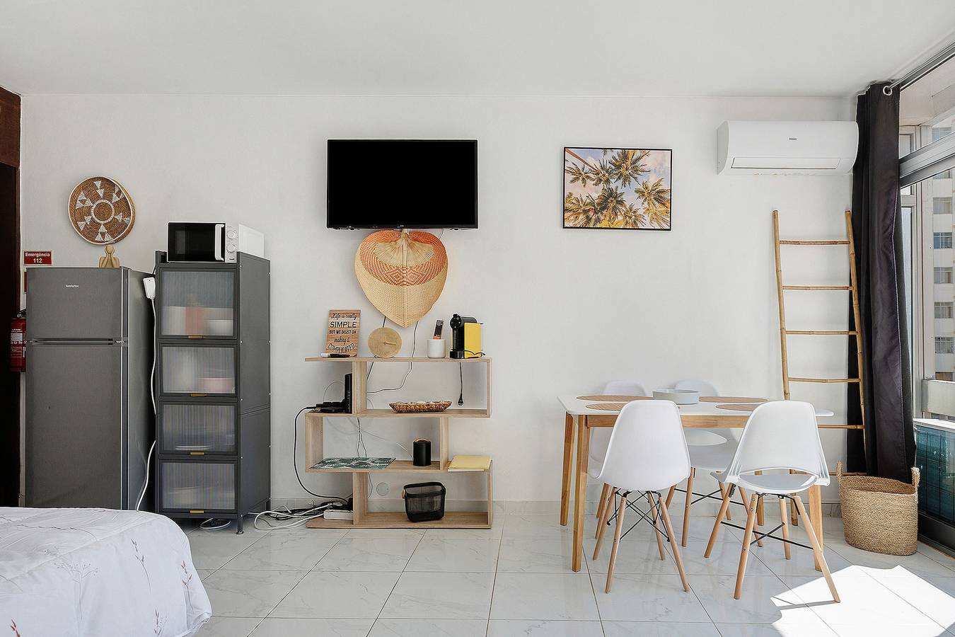 Ganzes Studio, Studio-Apartment 'Ocean – Haustierfreundlich' mit Balkon, Wlan und Klimaanlage in Praia da Rocha, Portimão