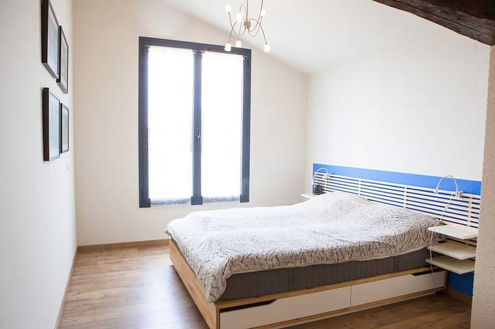 Location de vacances pour 10 personnes, avec jardin à Jau-Dignac-et-Loirac - 4