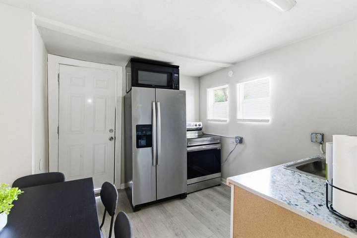 Location de vacances pour 4 personnes, avec terrasse et jardin, adapté aux familles à San Antonio - 4