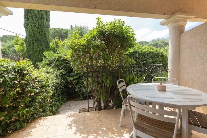 Gîte pour 4 personnes, avec balcon, adapté aux familles à Antibes - 2