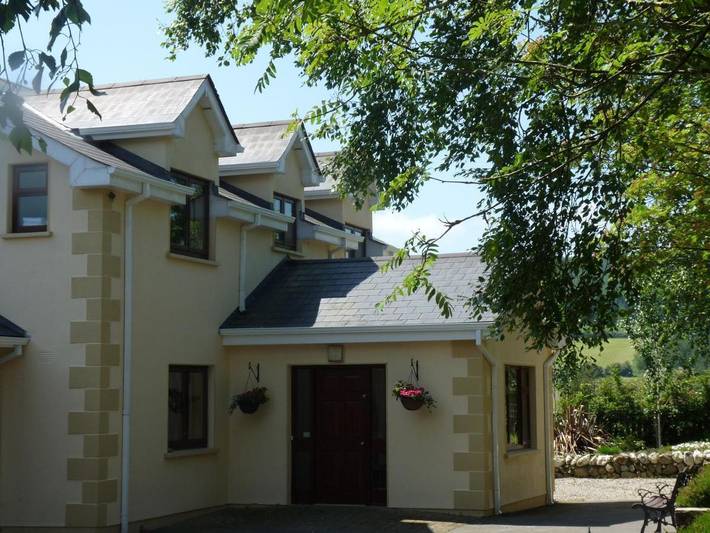 Bed & breakfast for 2 people, with Terrace and Garden as well as View in County Wicklow