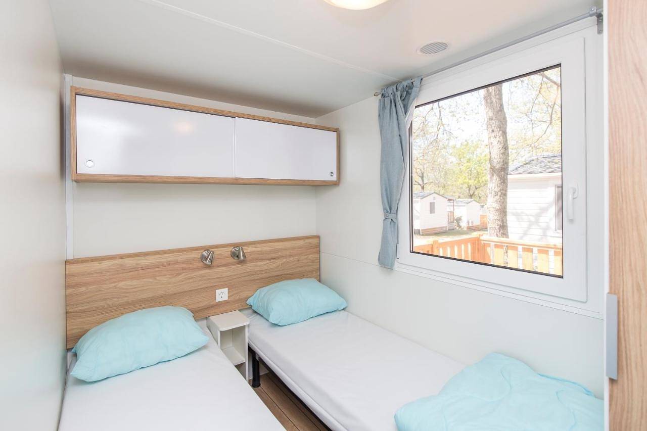 Albatross Mobile Homes on Solaris Camping Fkk-Naturist in Lanterna, Tar-Vabriga