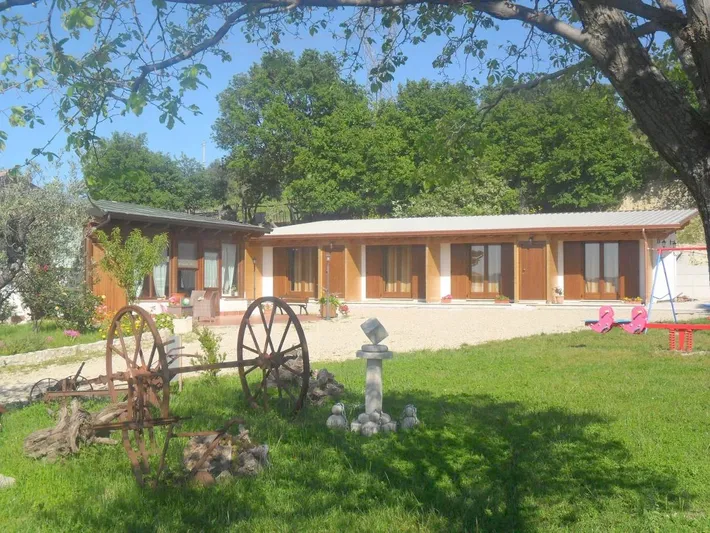 Alloggio in famiglia per 3 persone, con terrazza e panorama nonché giardino - 1