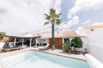Villa pour 8 personnes, avec jardin ainsi que piscine et balcon à Comporta