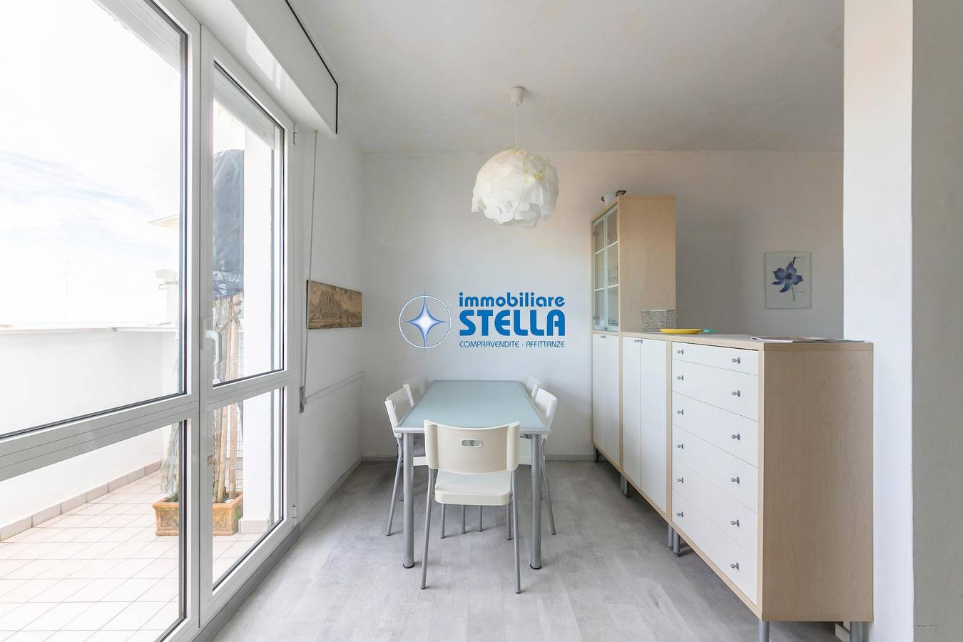 Appartement entier, Appartement de vacances pour 4 personnes avec terrasse in Lido di Jesolo, Jesolo