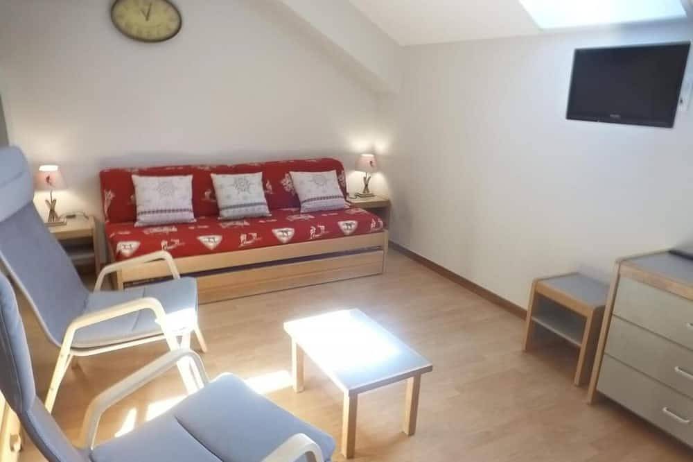 Appartement entier, 50m du centre station, 5ème étage, balcon, 25m², Brides Les Bains in Brides-les-Bains, Massif de la Vanoise