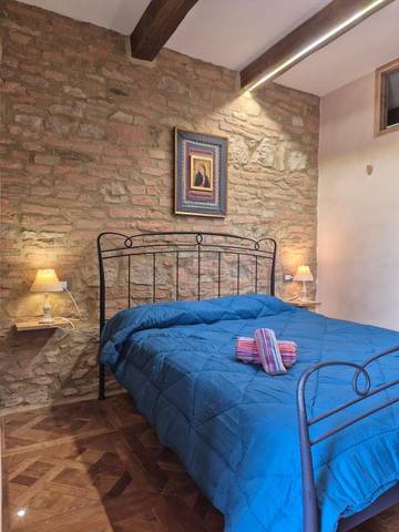 Gîte pour 2 personnes, avec jardin ainsi que vue et terrasse à Buonconvento