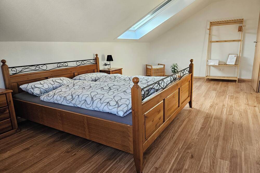 Ganze Wohnung, Ruhige Ferienwohnung in Seenähe in Friedrichshafen, Region Bodensee-Oberschwaben