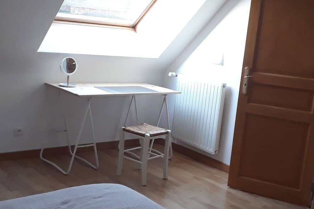 Grande Maison Dans une Propriété de Caractère in Berné, Pontivy und Umgebung