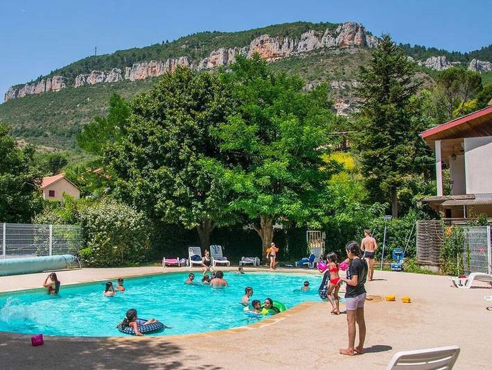 Flower Camping Saint Lambert - Tente en toile et en bois 4 personnes - Wood Lodge Premium Spa in Millau, Parc naturel régional des Grands Causses