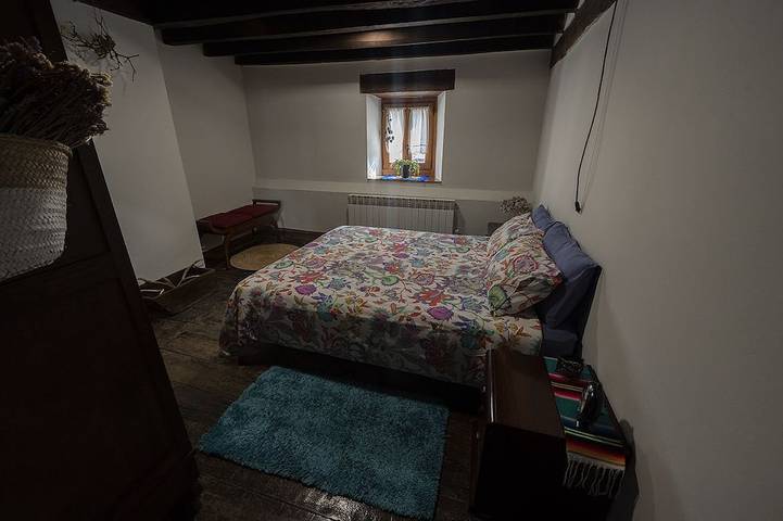 Mujika Etxea: Ideal house for families or groups of friends, Gorbeia Euskadi area in Zigoitia, Cordillera Cantábrica