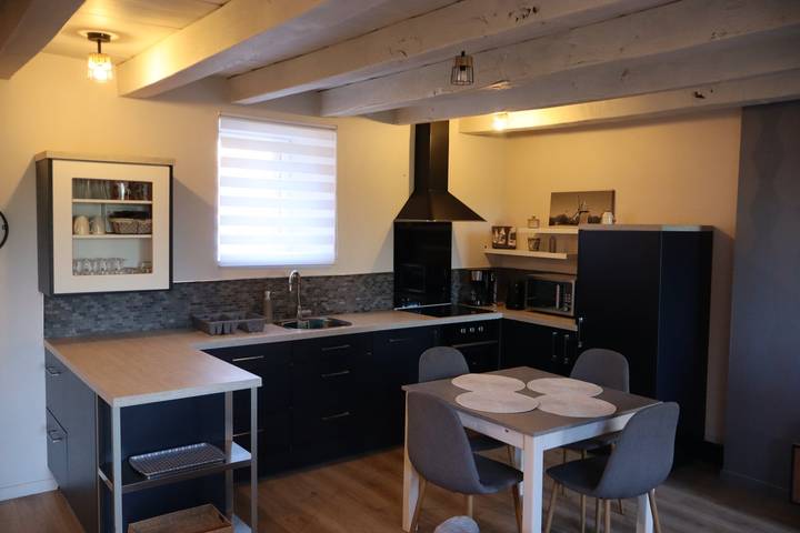 Gîte pour 6 personnes, avec jardin et terrasse à La Flocellière - 4